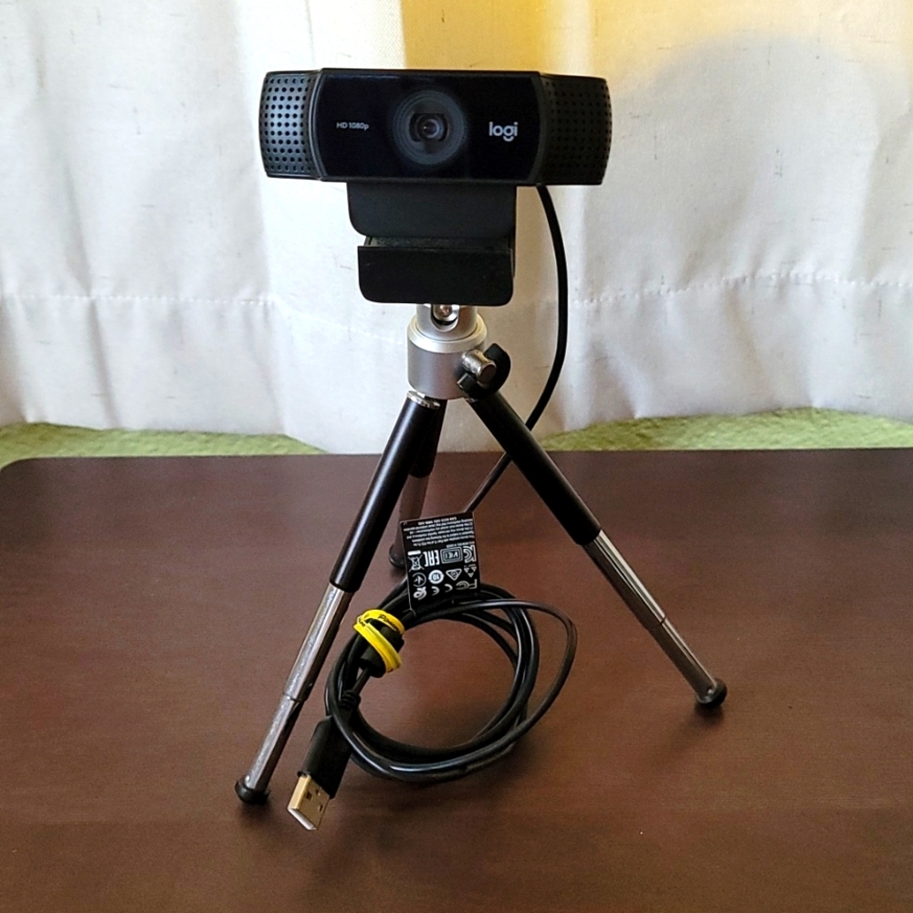 Logitech C922x Pro Stream Webcam – Full 1080p HD Camera